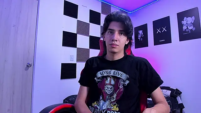 jeycobb online show from March 7, 11:40 am