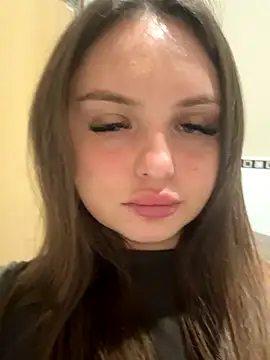 Snapshot of EllaStarrxxx chatting on October 12, 3:27 am EllaStarrxxx online show from October 12, 3:27 am