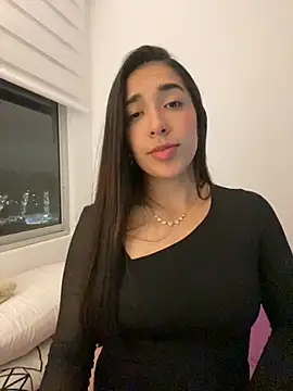 Snapshot of SabrinaEvanss_ chatting on October 17, 2:26 am SabrinaEvanss online show from October 17, 2:26 am