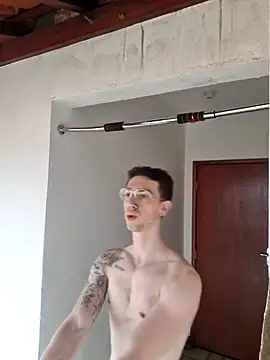 SweetGoodBoy22 online show from October 6, 7:00 pm