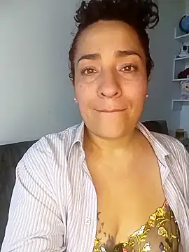 Snapshot of MeganAssTabooxxx chatting on November 5, 12:10 am MeganAssTabooxxx online show from November 5, 12:10 am