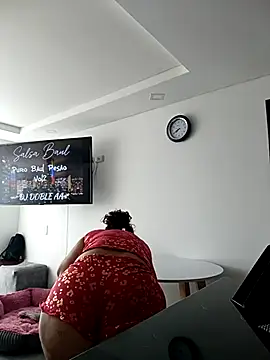 Snapshot of MeganAssTabooxxx chatting on November 7, 4:51 pm MeganAssTabooxxx online show from November 7, 4:51 pm