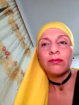 Snapshot of Aafsha_ chatting on May 4, 4:58 pm Aafsha online show from May 4, 4:58 pm