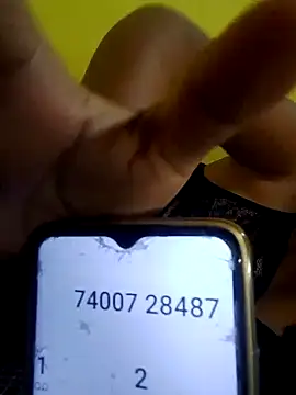 Snapshot of CUT_MOM chatting on October 19, 4:24 am CUT MOM online show from October 19, 4:24 am