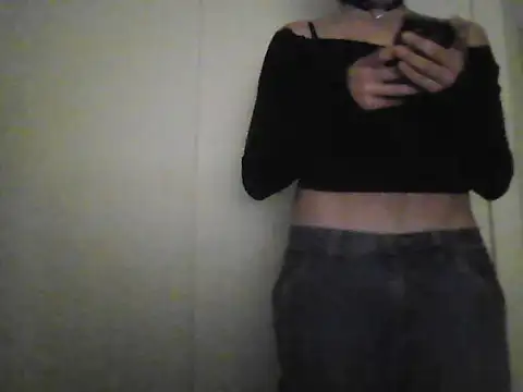 Snapshot of Sunny_Pebble chatting on October 9, 3:59 am Sunny Pebble online show from October 9, 3:59 am