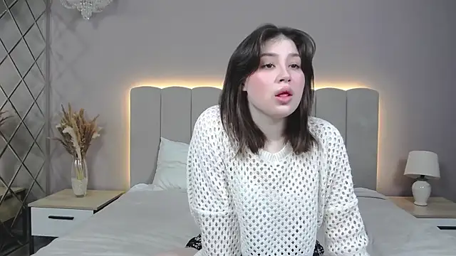 DianaMello online show from October 14, 5:19 am