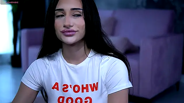 Snapshot of AlishaSkye chatting on January 7, 4:04 am AlishaSkye online show from January 7, 4:04 am