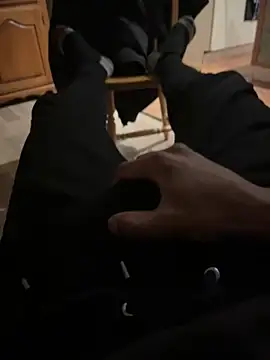 4dagals online show from April 11, 5:45 am