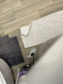 4dagals online show from April 14, 6:14 pm