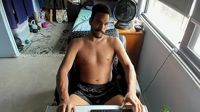 CassiusJohnson online show from October 18, 1:41 am