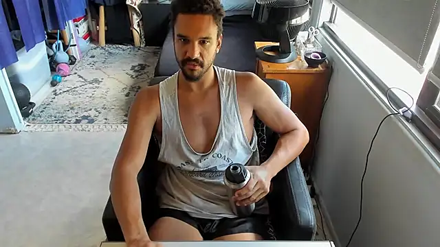 CassiusJohnson online show from October 23, 4:12 am