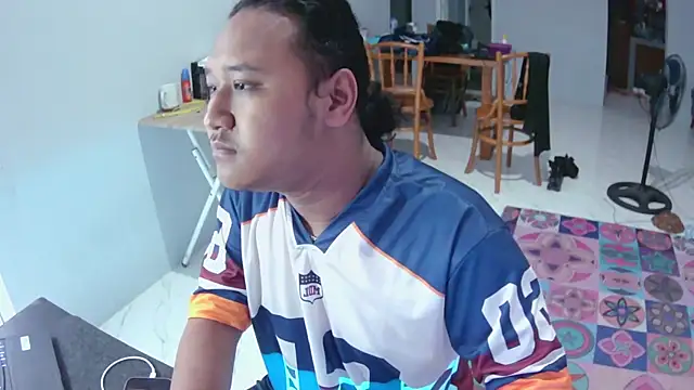 latexidn online show from December 22, 7:05 am