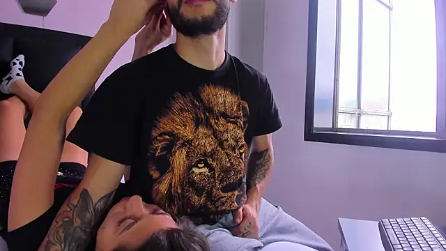 2 fire online show from December 19, 8:05 pm