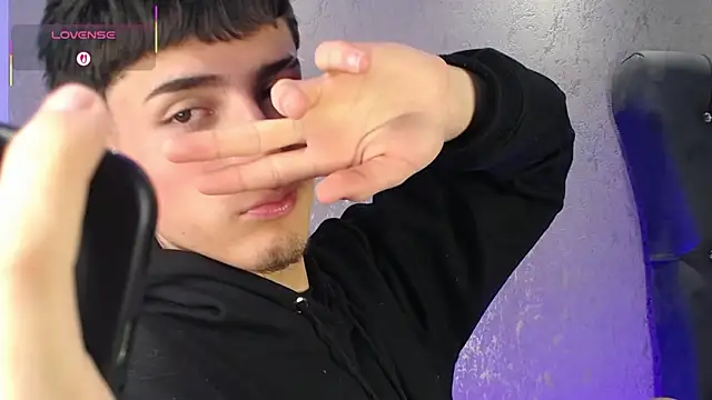 MateoMitchell online show from December 1, 3:44 am