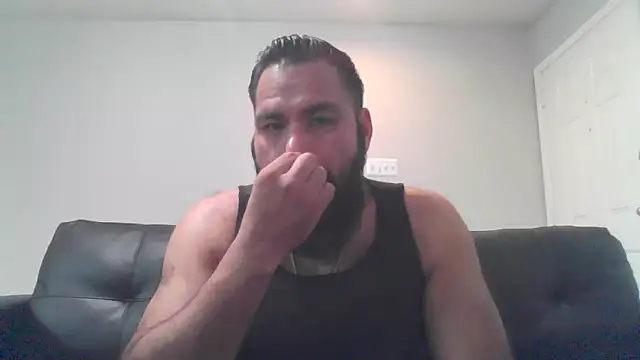 Snapshot of BigJohnBear39 chatting on October 21, 5:30 am BigJohnBear39 online show from October 21, 5:30 am