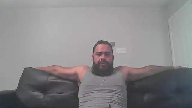 Snapshot of BigJohnBear39 chatting on October 23, 2:16 pm BigJohnBear39 online show from October 23, 2:16 pm