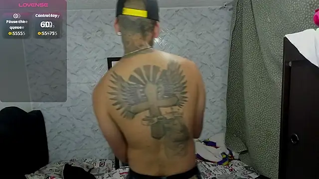 tyler oconnor online show from October 12, 11:26 pm