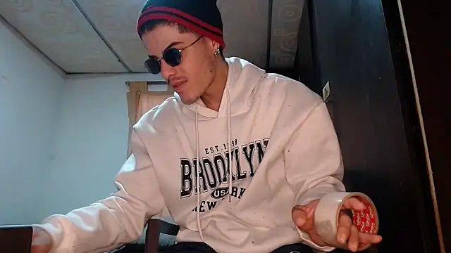 imsammytop online show from March 21, 12:10 pm