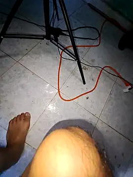 Snapshot of Neilhot98 chatting on November 9, 9:46 pm Neilhot98 online show from November 9, 9:46 pm