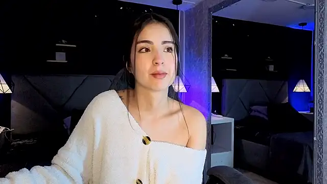 Snapshot of giapearl25 chatting on October 14, 1:12 pm giapearl25 online show from October 14, 1:12 pm