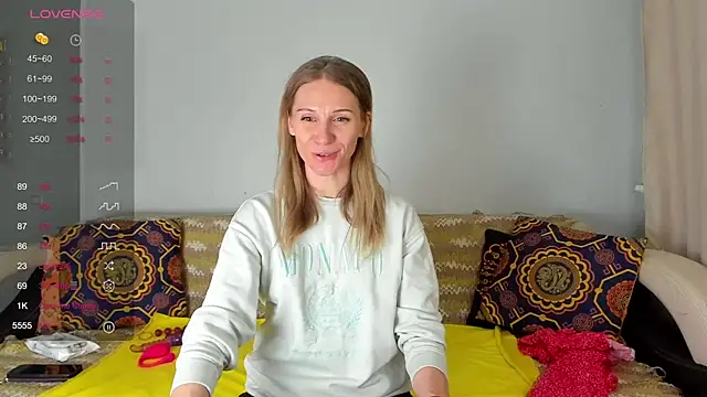 Amalia Mio online show from December 15, 8:07 am