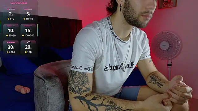 angel kyrozz online show from March 6, 7:10 pm