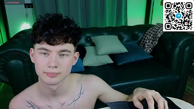 Cute Mike online show from February 25, 8:51 pm