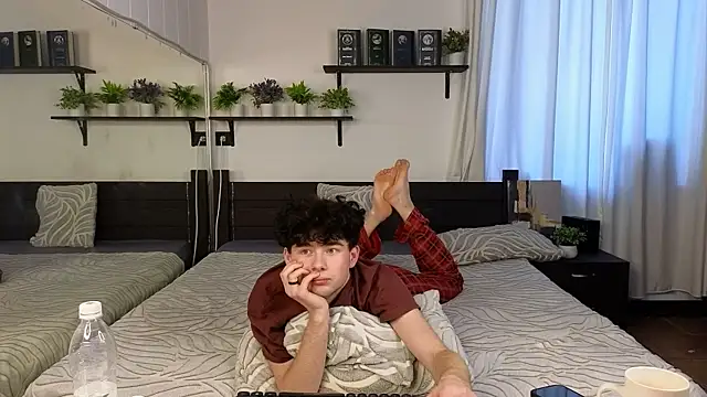 Cute Mike online show from April 19, 10:47 am