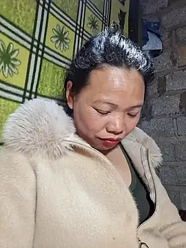 miomio-12 online show from February 19, 8:43 am