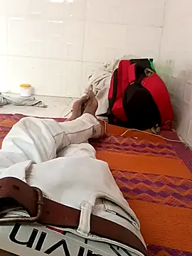 Snapshot of shohrab_hot chatting on October 6, 9:07 am shohrab hot online show from October 6, 9:07 am