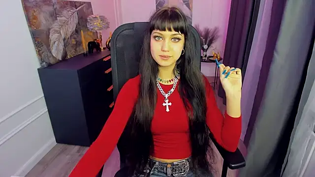 TiffanyYounge online show from April 13, 12:43 pm