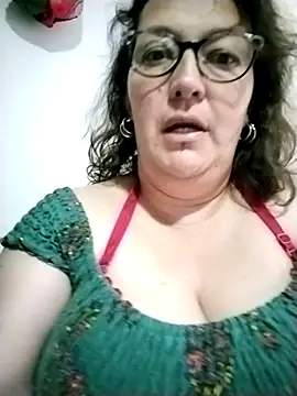 Snapshot of -saraqueen- chatting on November 23, 9:25 pm -saraqueen- online show from November 23, 9:25 pm