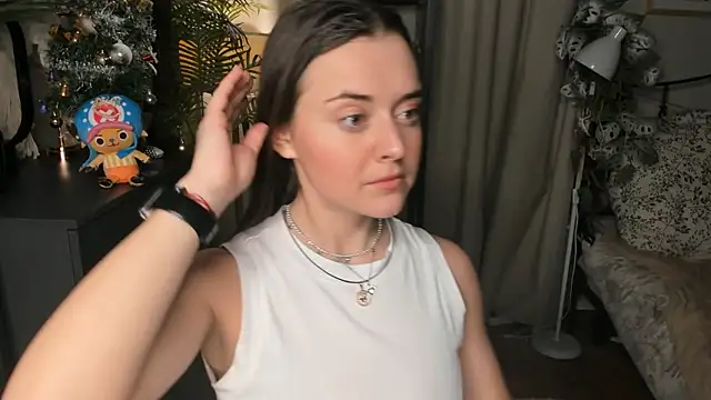 ThelmaJusto online show from January 10, 3:25 pm