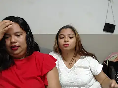 NicollGreen online show from October 20, 9:37 pm