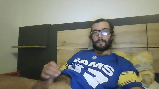 Snapshot of Arbneh69 chatting on October 4, 5:44 pm Arbneh69 online show from October 4, 5:44 pm