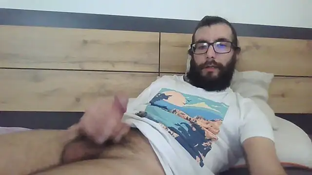 Snapshot of Arbneh69 chatting on March 3, 2:45 pm Arbneh69 online show from March 3, 2:45 pm