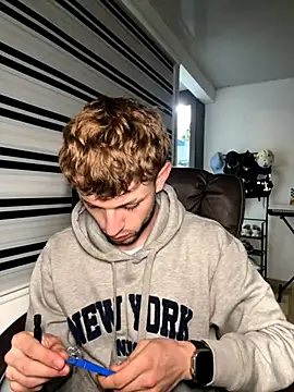 noah red online show from October 24, 3:25 am