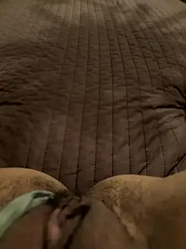 Snapshot of luciamaria01 chatting on October 8, 6:38 pm luciamaria01 online show from October 8, 6:38 pm