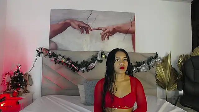 Snapshot of Amayavaldes chatting on December 4, 12:53 am Amayavaldes online show from December 4, 12:53 am