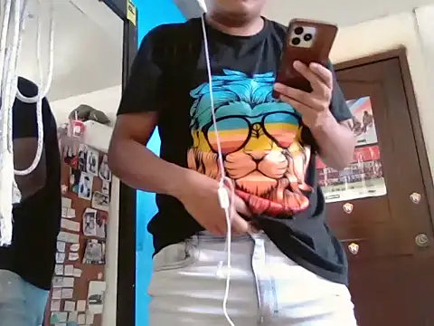 Snapshot of marco13y chatting on November 8, 6:07 pm marco13y online show from November 8, 6:07 pm