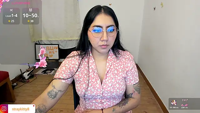 LoveLyy- online show from March 13, 2:56 pm