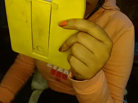 Snapshot of Kittibhabhi-9 chatting on November 10, 6:01 am Kittibhabhi-9 online show from November 10, 6:01 am