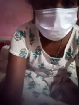 Snapshot of Eswar77 chatting on November 19, 4:34 am Eswar77 online show from November 19, 4:34 am