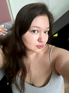 Twinklelove25 online show from October 19, 6:47 am