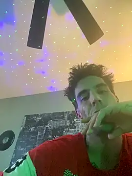 Snapshot of nvthvn555 chatting on November 18, 4:50 am nvthvn555 online show from November 18, 4:50 am