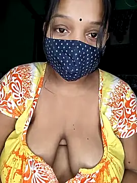 Snapshot of Shiyalsen chatting on December 14, 1:11 am Shiyalsen online show from December 14, 1:11 am