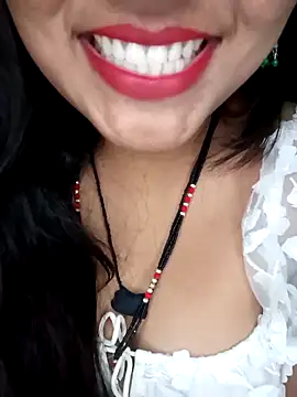 Rashmi 011 online show from December 19, 6:31 am