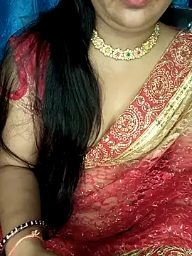 Snapshot of Rashmi_011 chatting on May 15, 11:34 pm Rashmi 011 online show from May 15, 11:34 pm