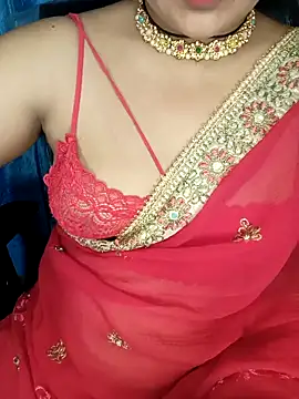 Snapshot of Rashmi_011 chatting on May 27, 4:04 pm Rashmi 011 online show from May 27, 4:04 pm