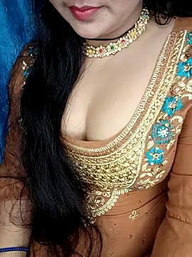 Snapshot of Rashmi_011 chatting on May 30, 12:41 am Rashmi 011 online show from May 30, 12:41 am